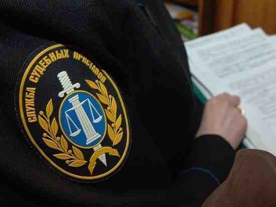 ФСБ задержала замглавы судебных пристав Петербурга за передачу денег