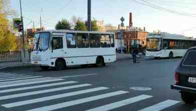 Маршрутка и автобус поздоровались перед пешеходным, на пересечении Обводного и Лифляндской. Съезд с моста…