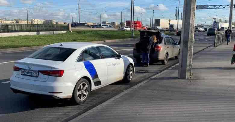 23 октября в 13:05 на набережной Обуховской Обороны произошло ДТП Кто проезжал по Набережной…