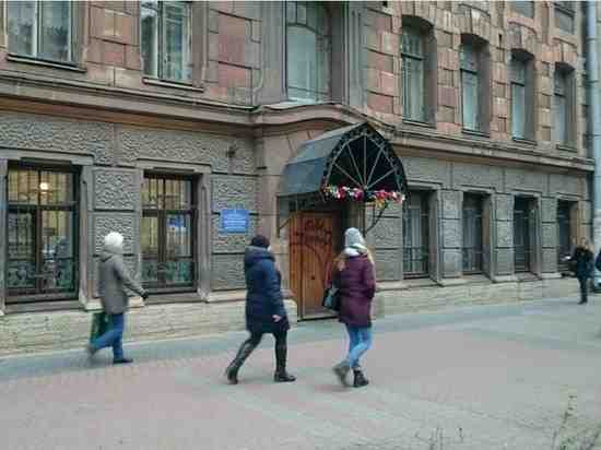 У заведующей детским садиком №20 в Петербурге выявили открытую форму туберкулеза