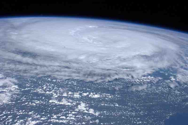 Япония объявила высший уровень угрозы из-за тайфуна "Хагибис"