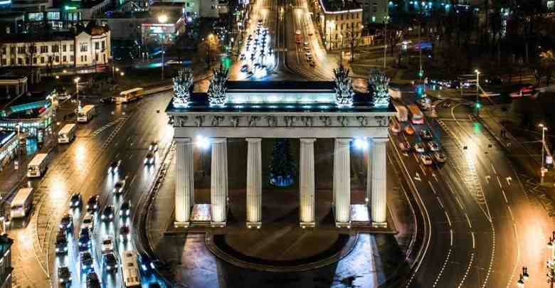 Московские триумфальные ворота Фото: Александр Лихачев