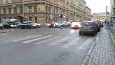 В 14:35 произошло ДТП на Шпалерной дом 1 и Гагаринской. Не работает светофор. Столкнулись…