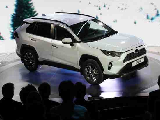 В Петербурге начали производство нового внедорожника Toyota RAV 4