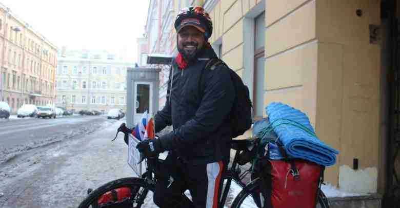 В Санкт-Петербург приехал индийский путешественник Сомен Дебнатх, преодолевший 165 тысяч 700 километров. Начав странствовать…