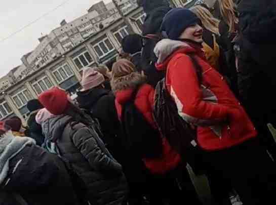 Занятия закончились в гимназии 227 на улице Турку, 30 эвакуировали по угрозе заминирования, учащиеся…