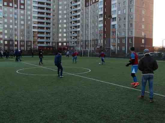 Детей из Колпинской воспитательной колонии отпустили в Гатчину поиграть в футбол