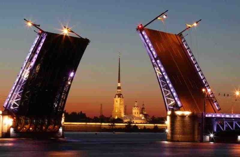 Петербург попал в пятерку популярных портовых городов для летних путешествий-2020 |