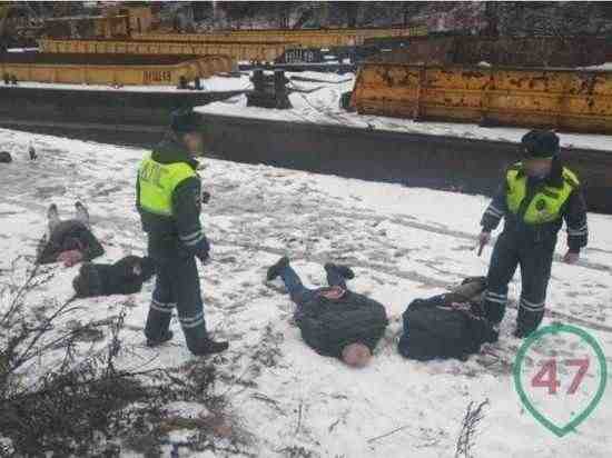 В Петербурге арестовали убийц, возивших труп в багажнике каршеринга