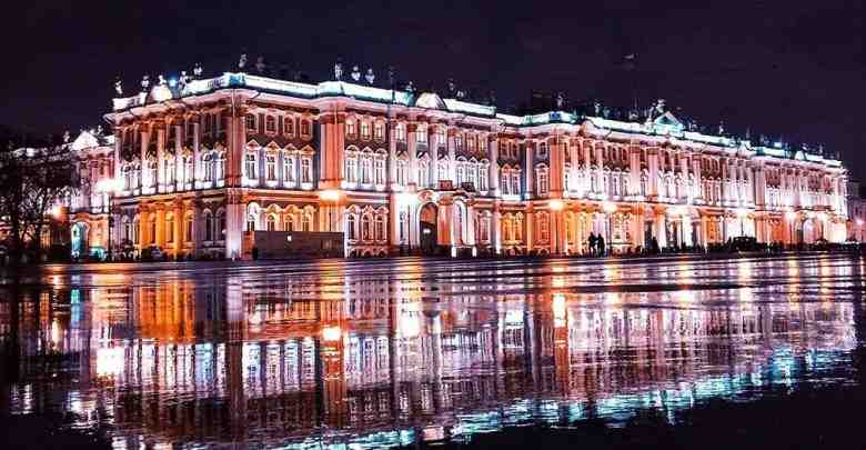 Ночной Зимний дворец