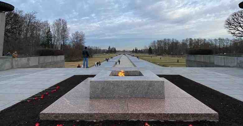 Утром 18 января на Пискаревском кладбище в Петербурге прошла акция памяти, приуроченная к 77-й…