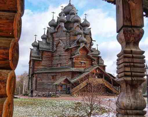 Покровская церковь, усадьба Богословка, Невский лесопарк Фото: evgeny_karlson