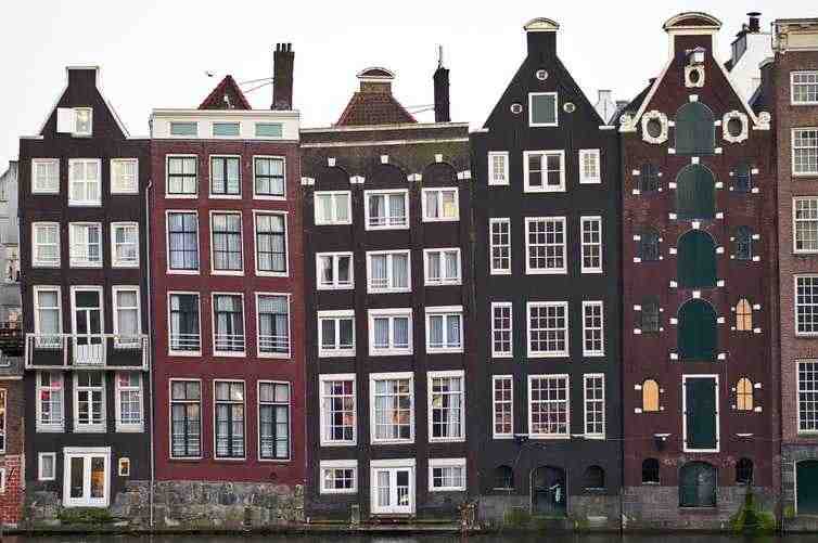 В Амстердаме начали бороться с наплывом туристов |