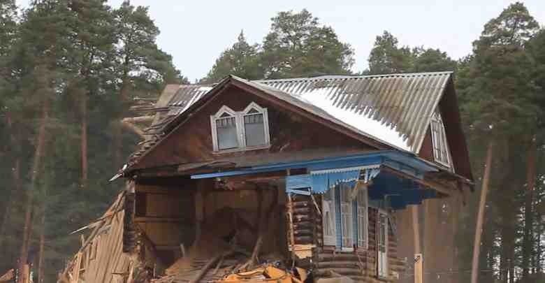 В селе Паша Ленинградской области снесли местный Дом культуры, за сохранение которого выступали градозащитники….