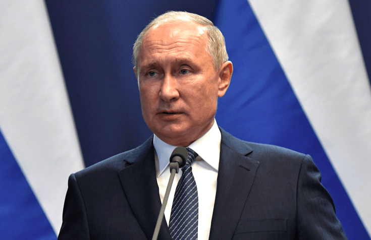 Путин ответил, как прожить на пенсию в 10800 рублей
