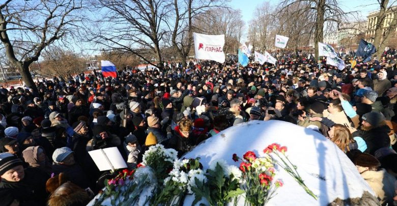 Днем 29 февраля в Петербурге состоялся марш памяти оппозиционного политика Бориса Немцова. На акцию…
