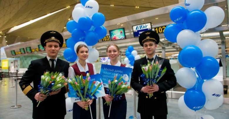 Около 2 тысяч тюльпанов подарят петербурженкам в Международный женский день, 8 марта. Волонтёры будут…