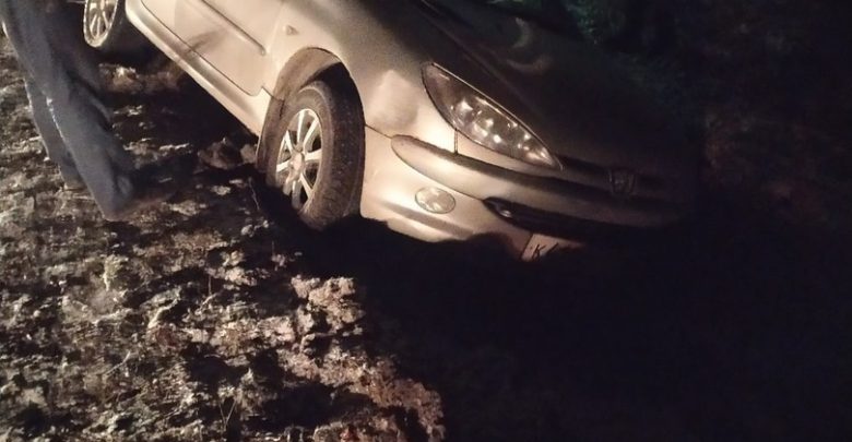 Вчера в 21:10 в Невском лесопарке мою машину занесло, в итоге выкинуло на встречную…