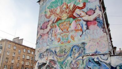 Власти Петербурга согласились сохранить и восстановить стрит-арт с Матерью-Землей на Васильевском острове при реставрации…