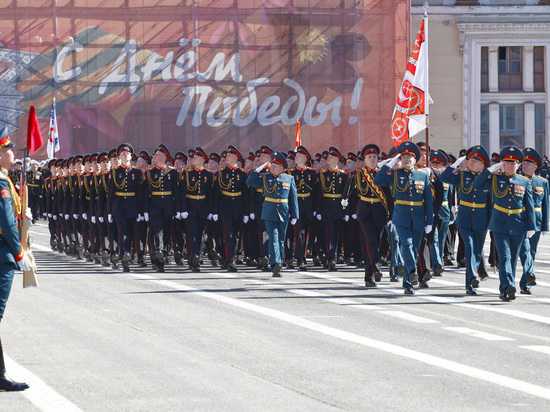 Почти 5 тысяч военных примут участие в параде Победы в Петербурге