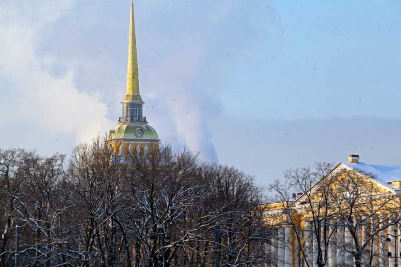 Праздничные выходные в Петербурге обещают быть теплыми