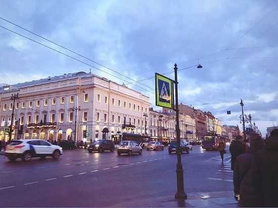 Рабочая неделя в Петербурге начнется с небольших дождей