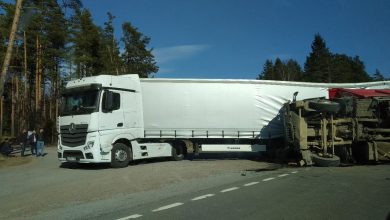 Авария на Выборгском шоссе перед выездом на Скандинавию. Столкнулись фура и самосвал с песком….