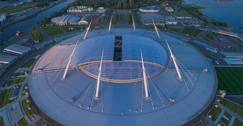 ФК «Зенит» в случае необходимости может предоставить стадион «Газпром Арен» для временного размещения госпиталя….