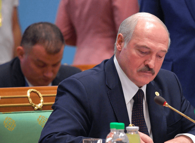 Белоруссия объявила, что готова закупить 2 млн тонн российской нефти по $4 за баррель