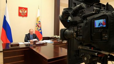 Президент РФ Владимир Путин на совещании с кабмином и оперативным штабом о борьбе с…
