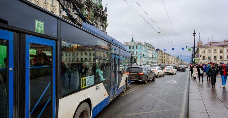 В Петербурге с 31 мая начнет работу новая выделенная полоса, которая соединит четыре городских…