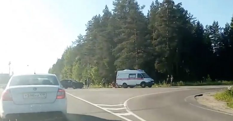 Серьезная авария с пострадавшими на трассе 41К-108 Пустошка-Вырица, где поворот на Сусанино