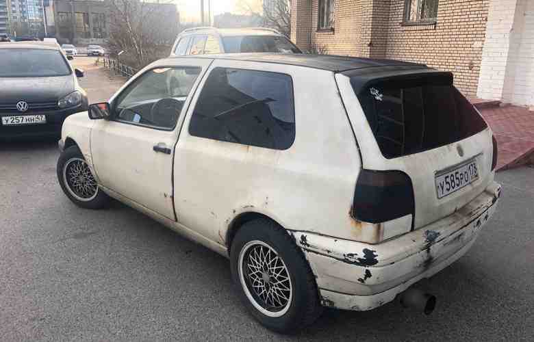 Гольф 3 1992 год 1,4. Назовём его «Автомобиль для ерврея» почему для него? Потому…