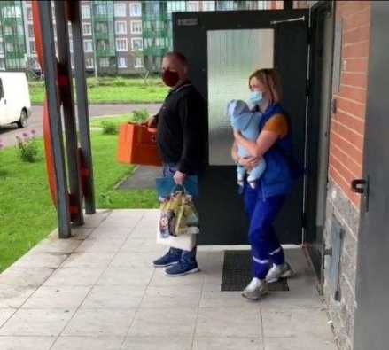 Новости нашего Мегаполиса: 1. Жительница Мурино попыталась подкинуть своего ребенка соседям 2. В Петербурге…