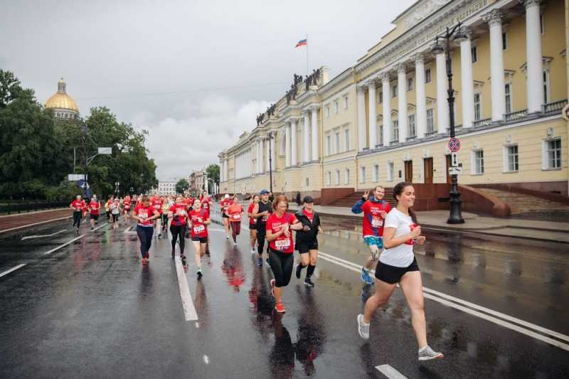 Петербургские спортсмены пробегут полумарафон "Северная столица" 9 августа