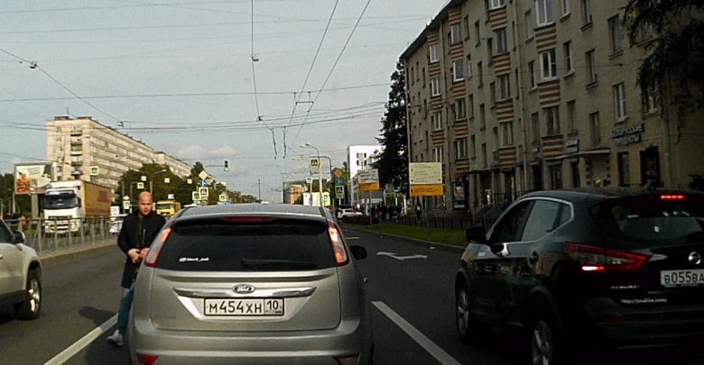 Новости города за сегодняшний день: 1. Видео: Однорукий загипсованный вор стащил из офиса службы…