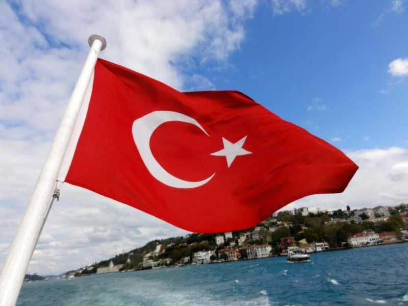 У 12 российских туристов в Турции выявили коронавирус |
