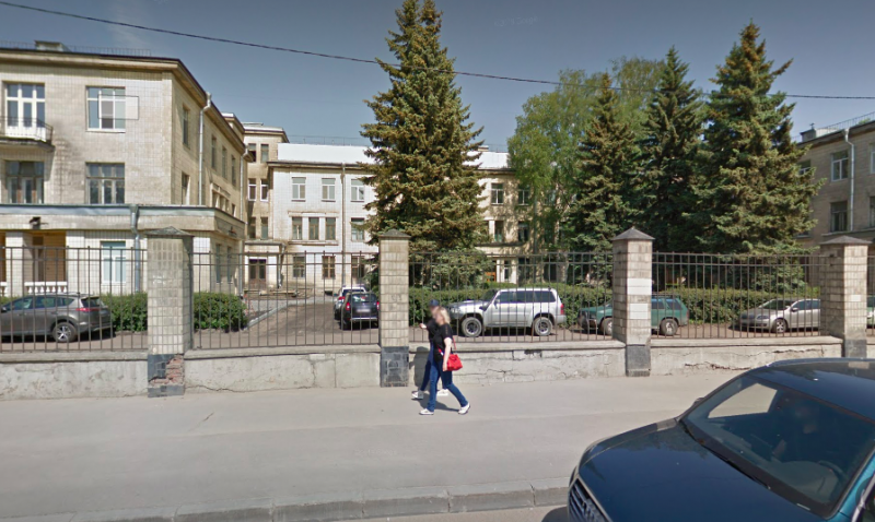 Петербург выкупит нежилые здания для больницы Святителя Луки за 104 млн рублей