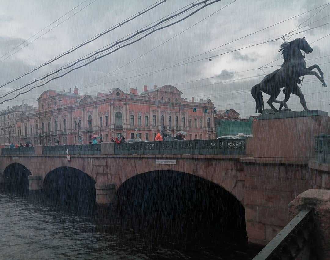 Аничков мост питер