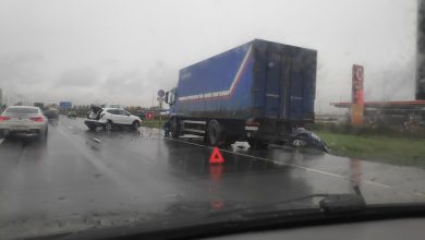 Авария из трёх участников на Пулковском шоссе в сторону города напротив заправки Серкл Кей