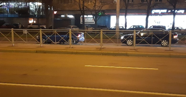 В 20:55 напротив дома по Ленинскому проспекту 138/5 по направлению к метро произошло ДТП….