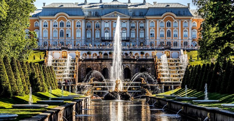 Власти Петербурга планируют распространить зону действия Единого электронного билета на карте «Подорожник» на наиболее…