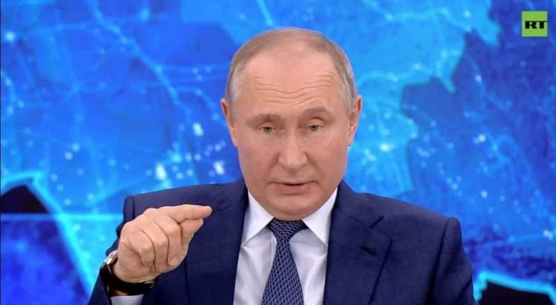 Путин заявил, что Россия начинает слезать с "нефтегазовой иглы"