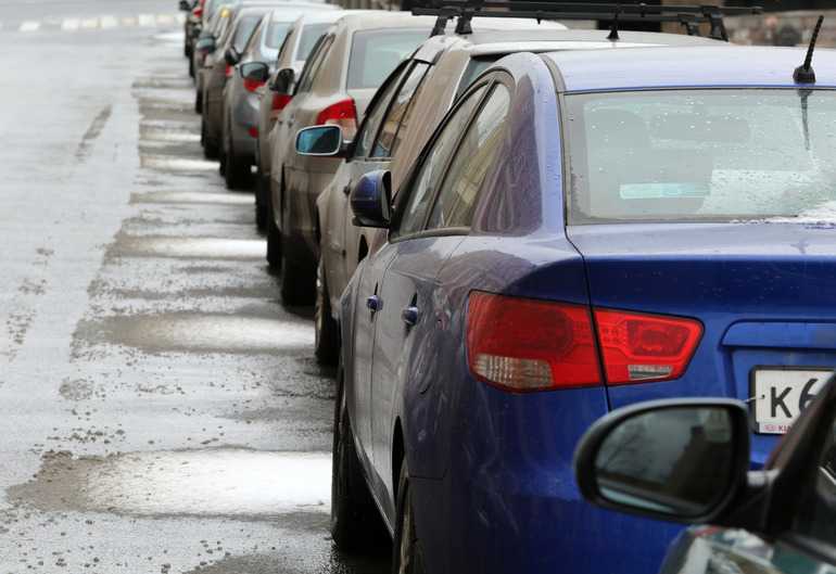 В Петербурге почти 40% автомобилистов собираются купить автомобиль в 2021 году