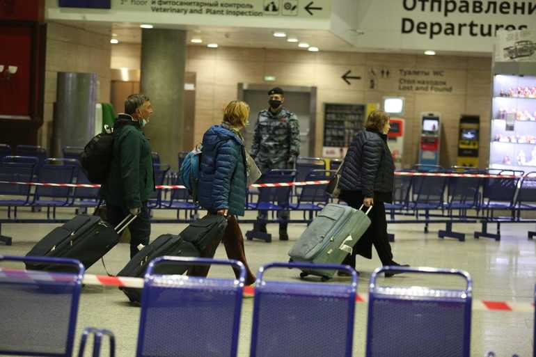 Авиабилеты из Петербурга подешевели на треть во время новогодних праздников