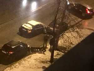 Вчера в 22:30, на Петергофском шоссе 1к1 водитель ситимобил протаранил 2 машины, подержался за…