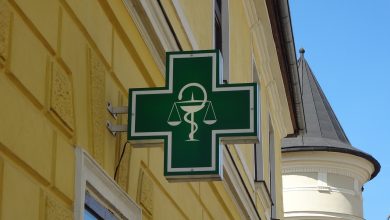 Новости нашего мегаполиса: 1. Мужчина умер, покупая в аптеке препараты от коронавируса. 2. Петербург…