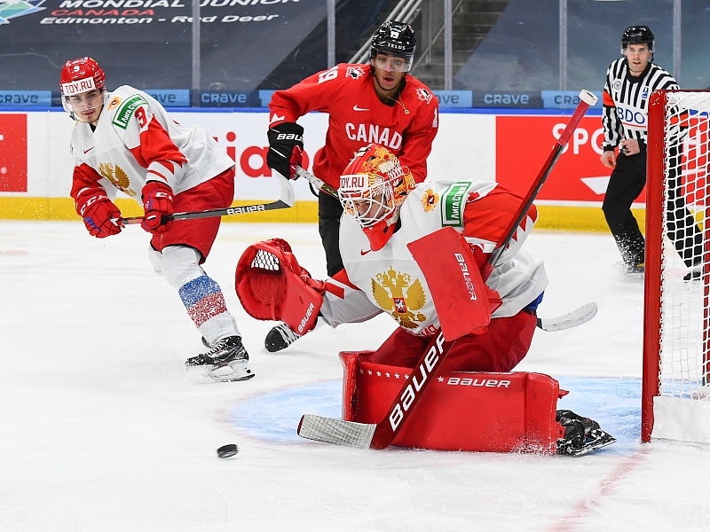 Сборная России разгромно проиграла канадцам в полуфинале МЧМ по хоккею