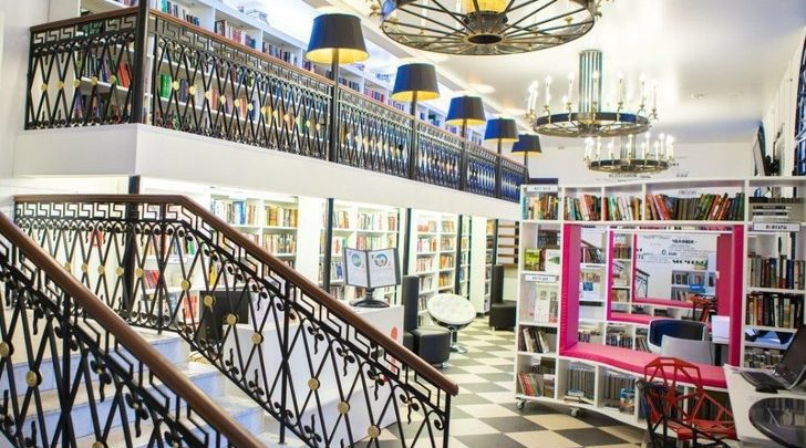 10 самых необычных библиотек Петербурга и области 1. Библиотека имени Гоголя Эту современную библиотеку…