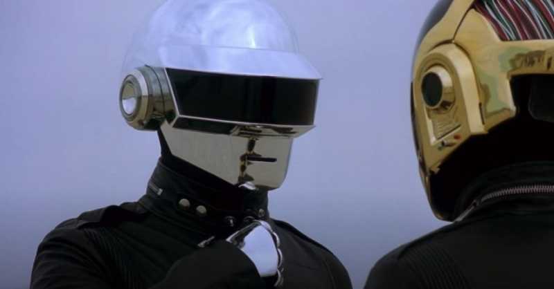 Дуэт Daft Punk сообщил о распаде после 28 лет существования